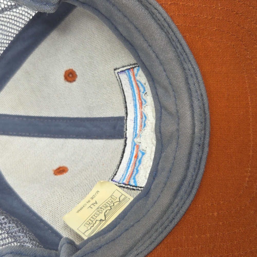 Patagonia Men's Snap Back Rust Trucker Hat Ball Cap One Size - Picture 5 of 6
